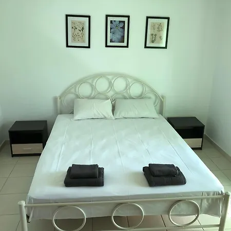 Irida Apartamento *